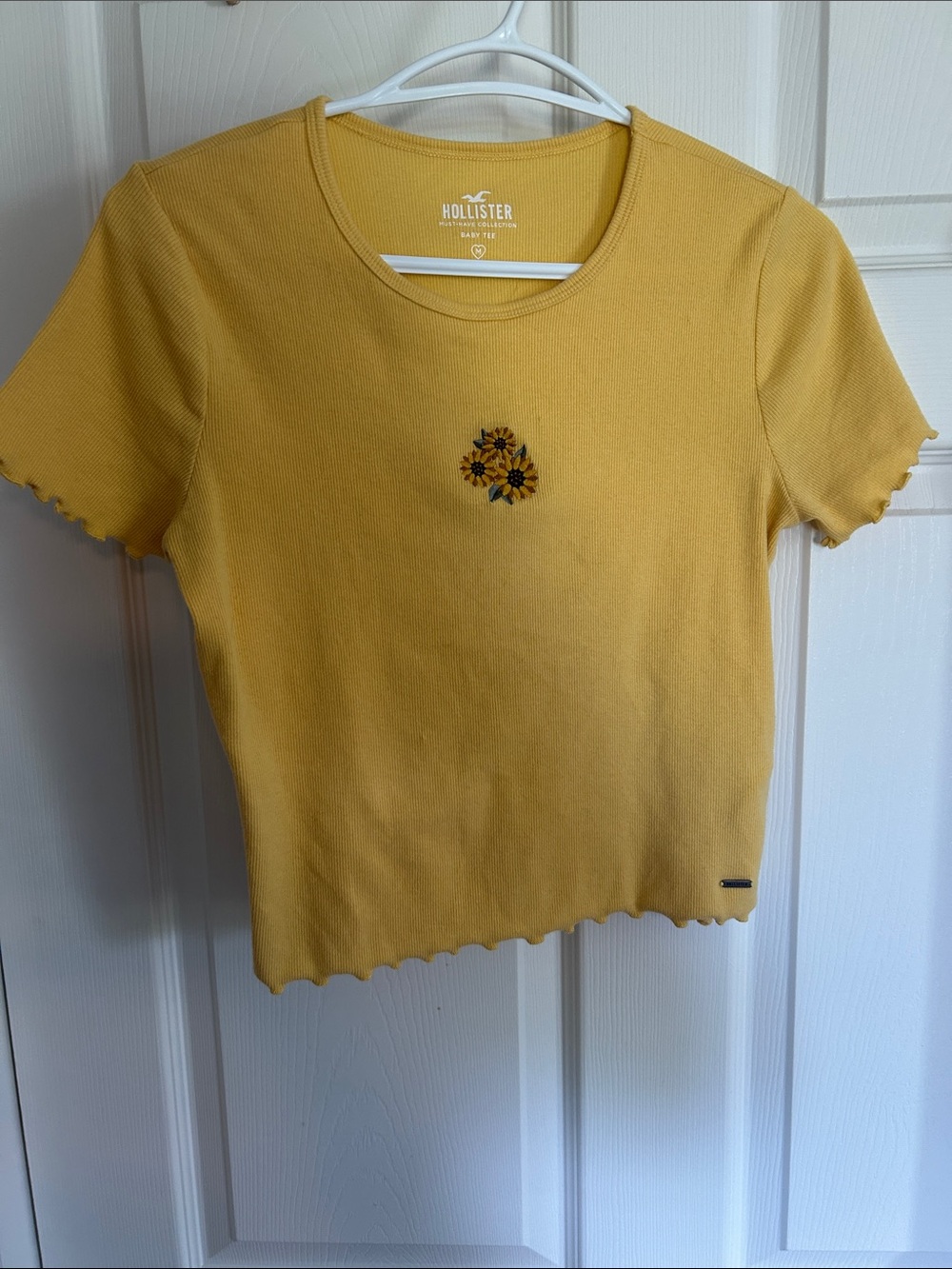 Hollister Sunflower Embroidered Yellow baby tee